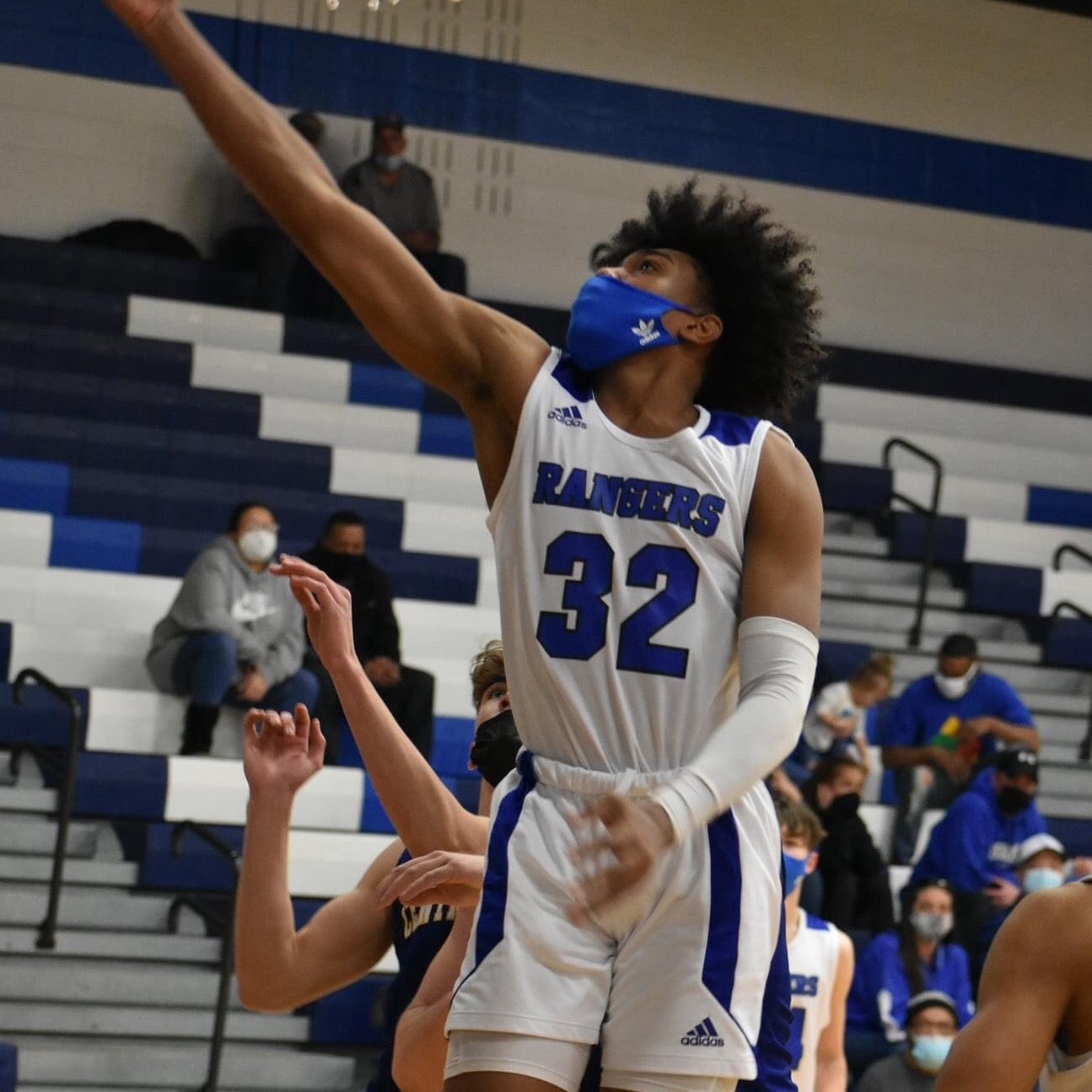 Davion Goins