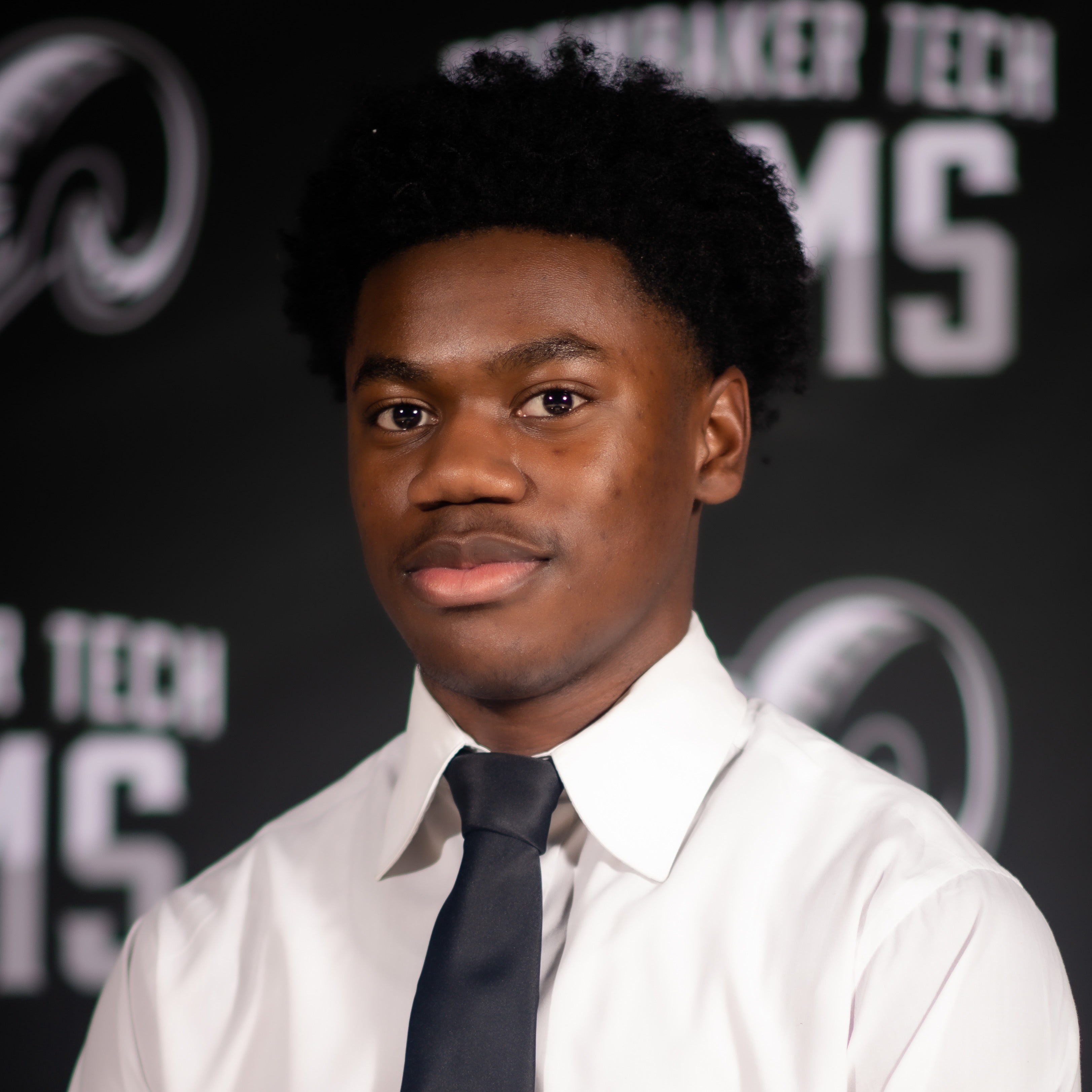 Aquazi Bell mugshot