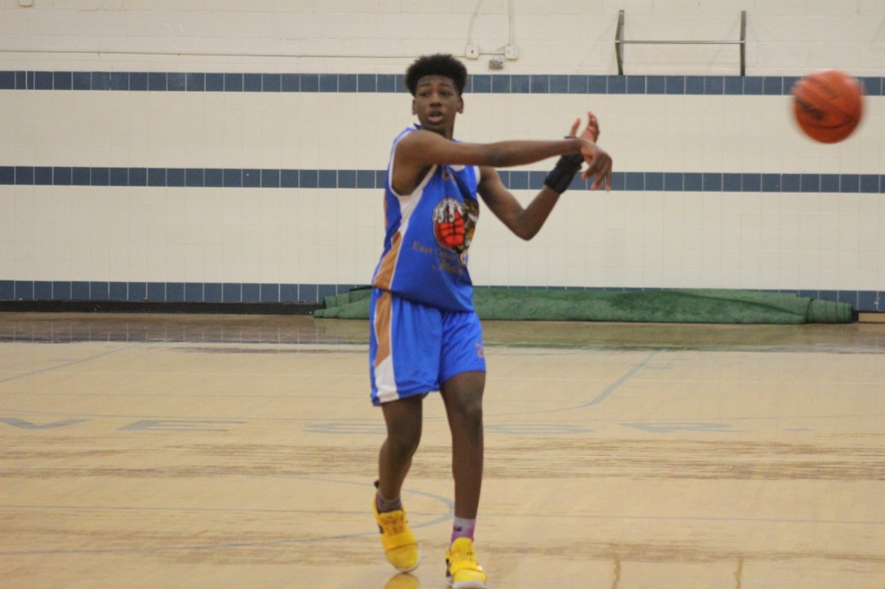 Derrick Benbow Jr.