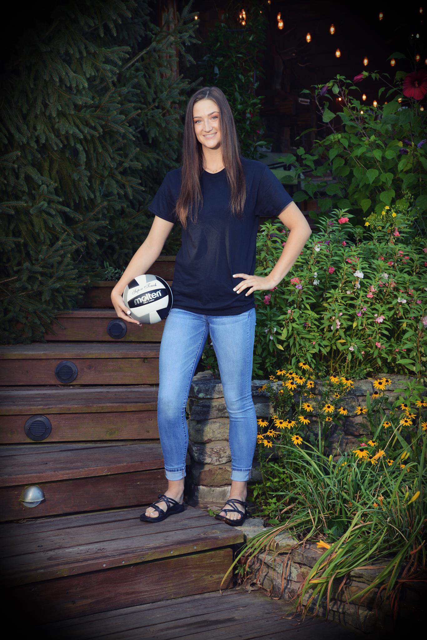 Maddie Breed