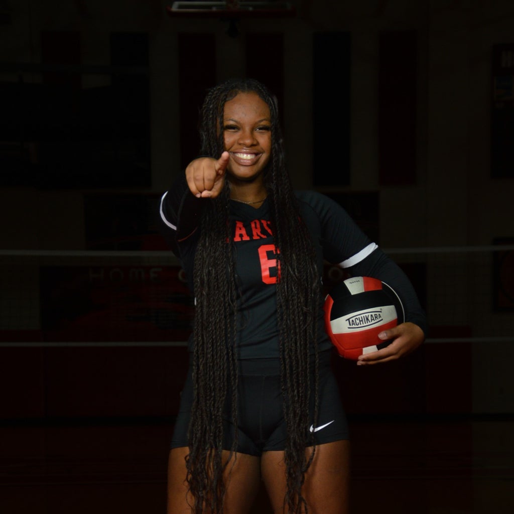 Essynce Golston