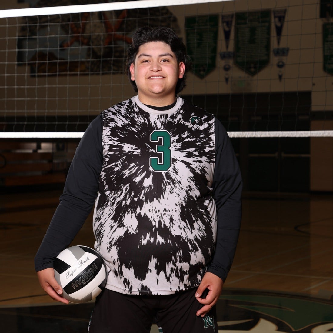 Elvis Uriostegui III