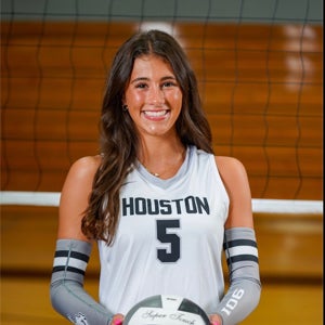 Halle Signaigo mugshot