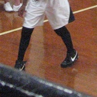 Halle  Knowles