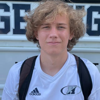 Luke Bratager
