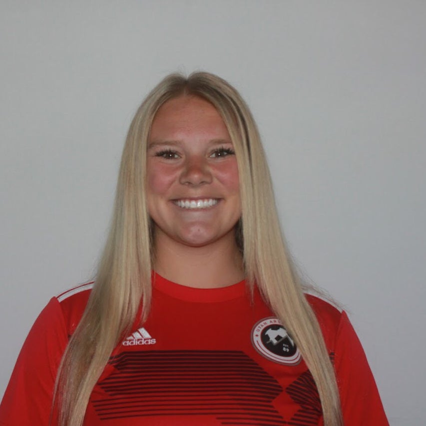 Presley Devey