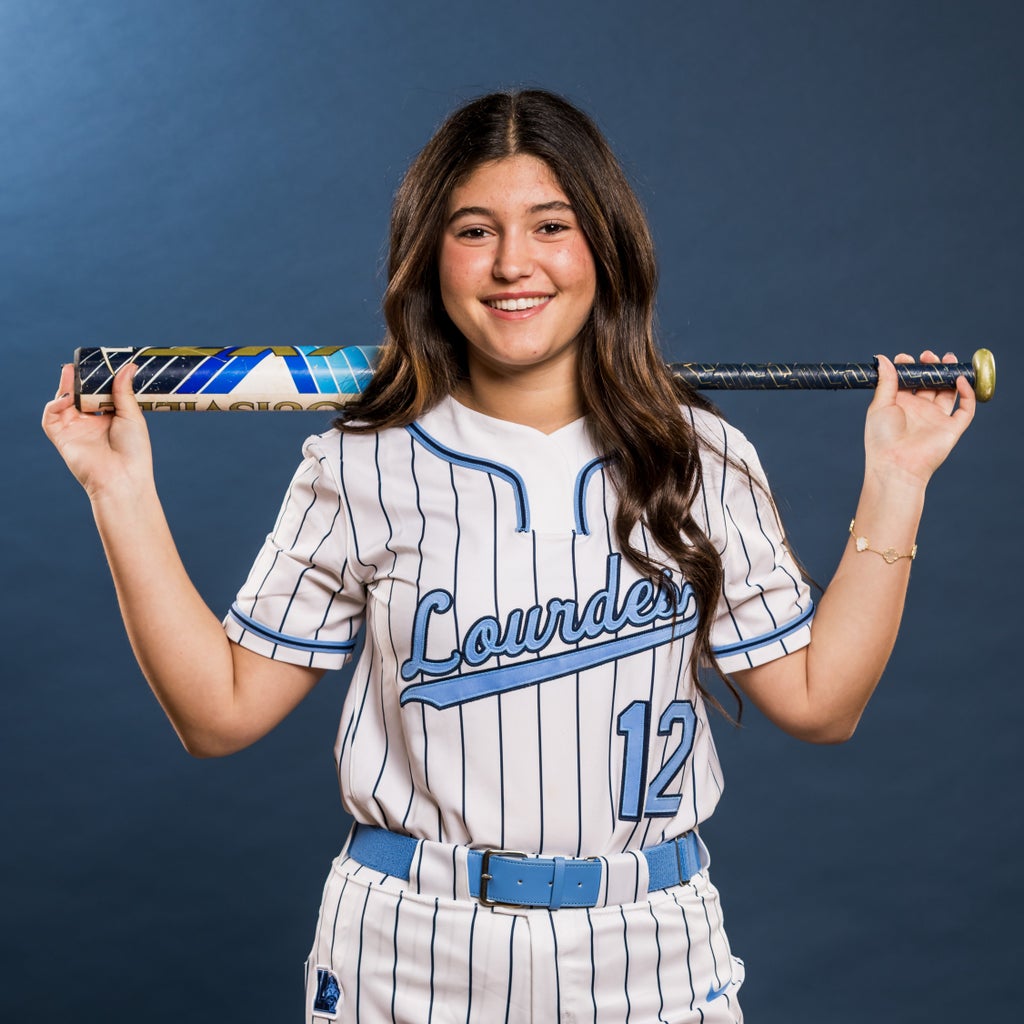 Julia Goncalves mugshot