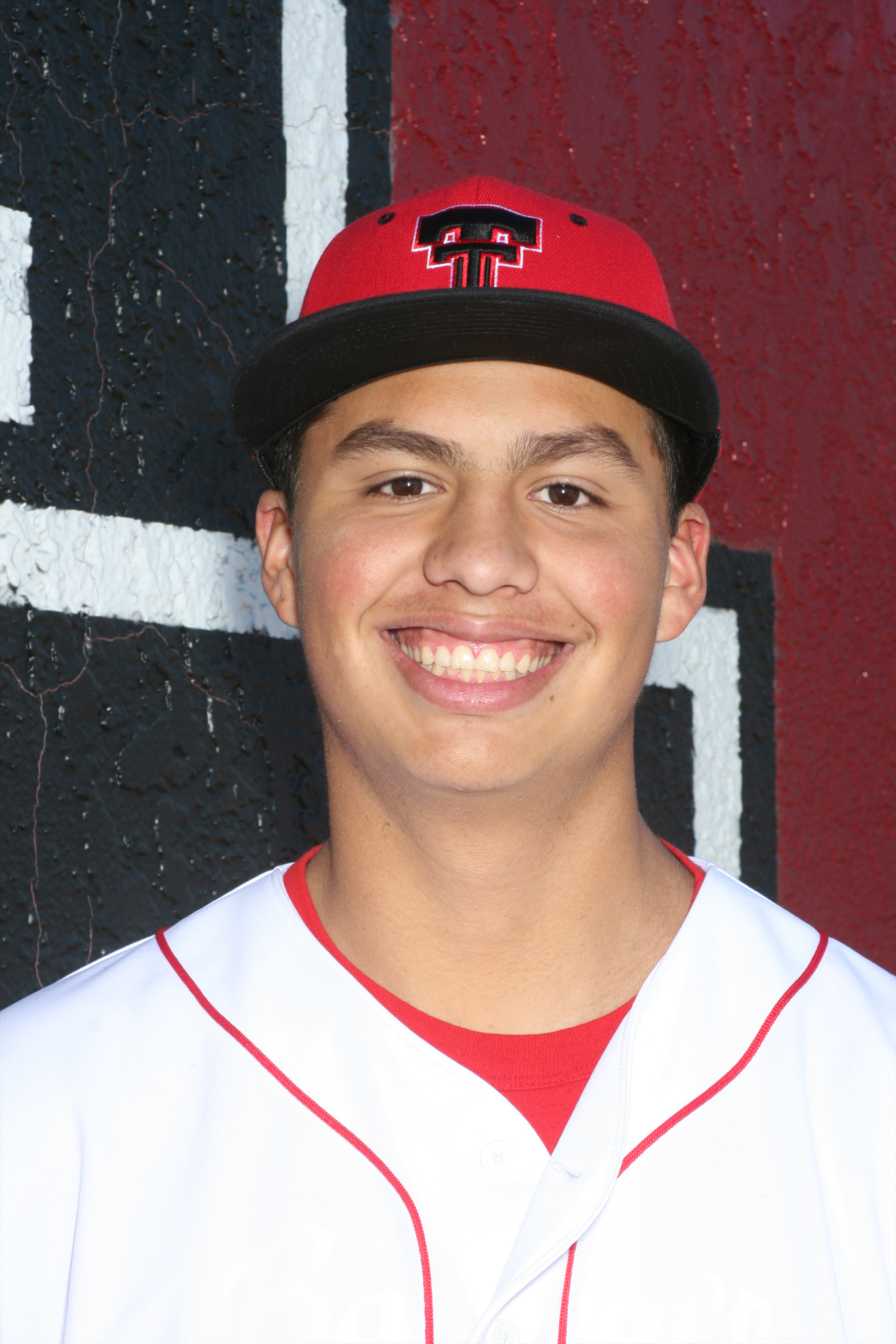 Isaac Briones