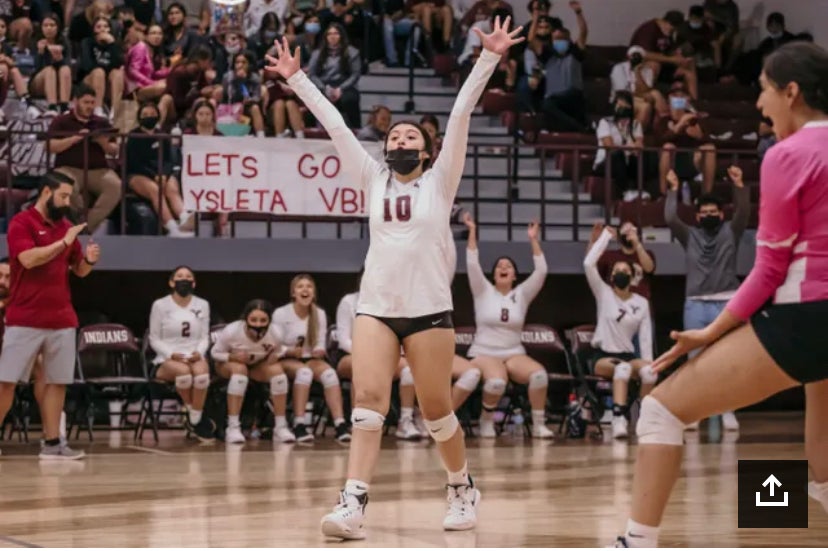 Mia Espinoza