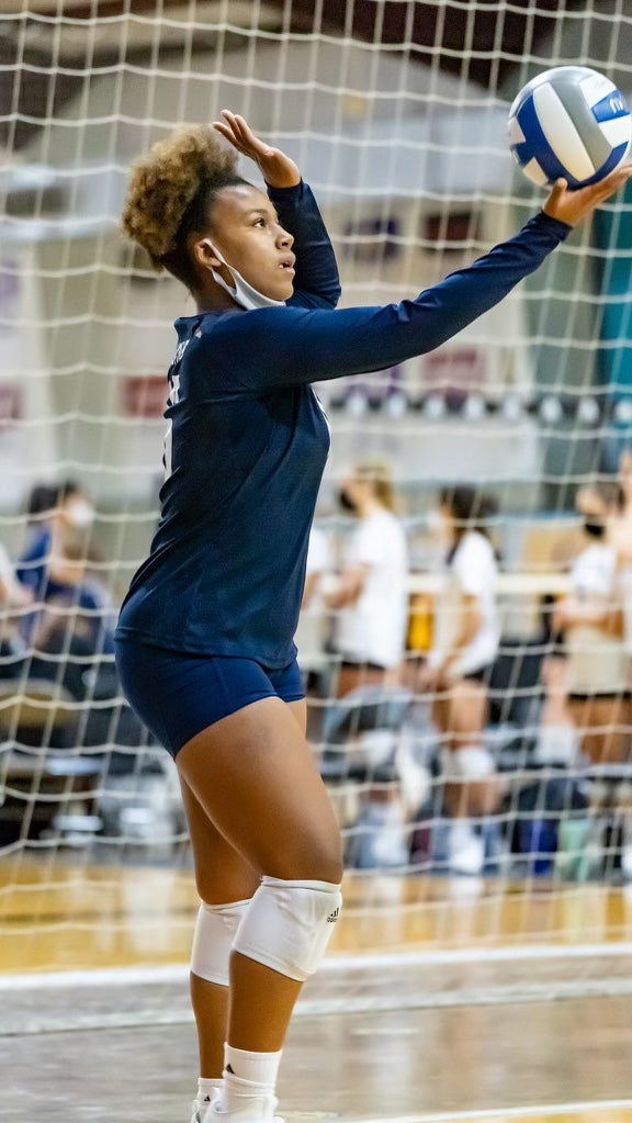 Caelyn Dumas