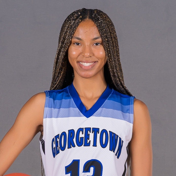 Niah  Williams