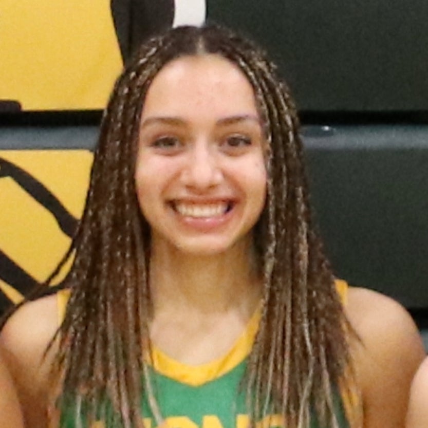 Nyla Cabine