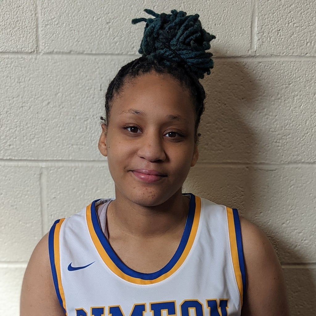 Lynnette Lomax