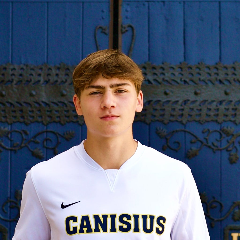 Noah Cosgrove