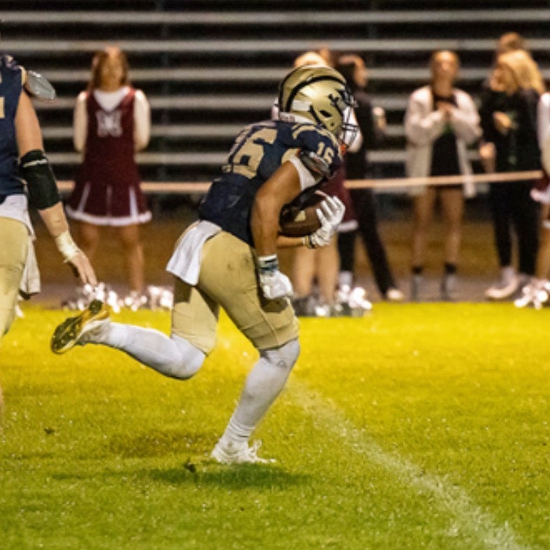 Aidenm Roth St. Bernard's Central Catholic Football Roster (2024-25) - MaxPreps.com