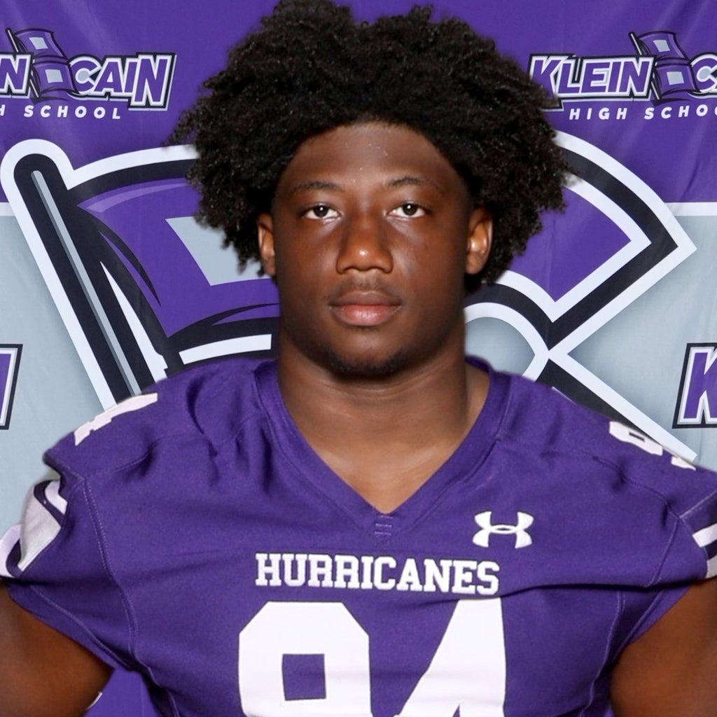Darius Lewis