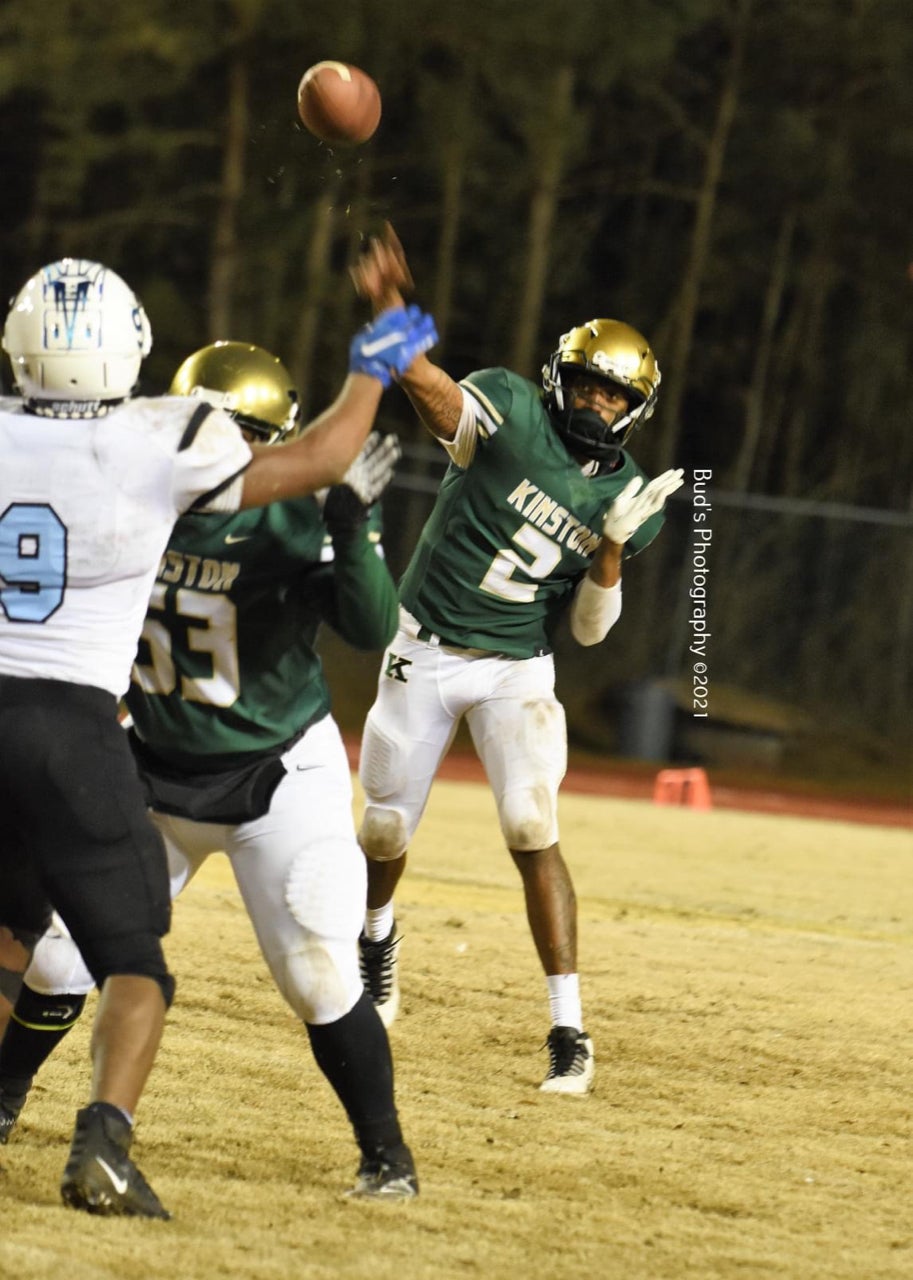 Demetri Holmes