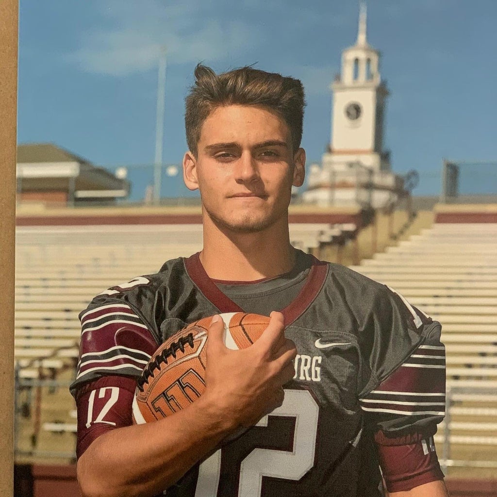 Matthew Garatty qb 12 (908) 339-8638