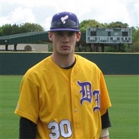 Tj Hoelzer