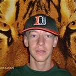Nathan Lewis mugshot