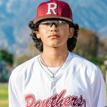Daniel  Flores