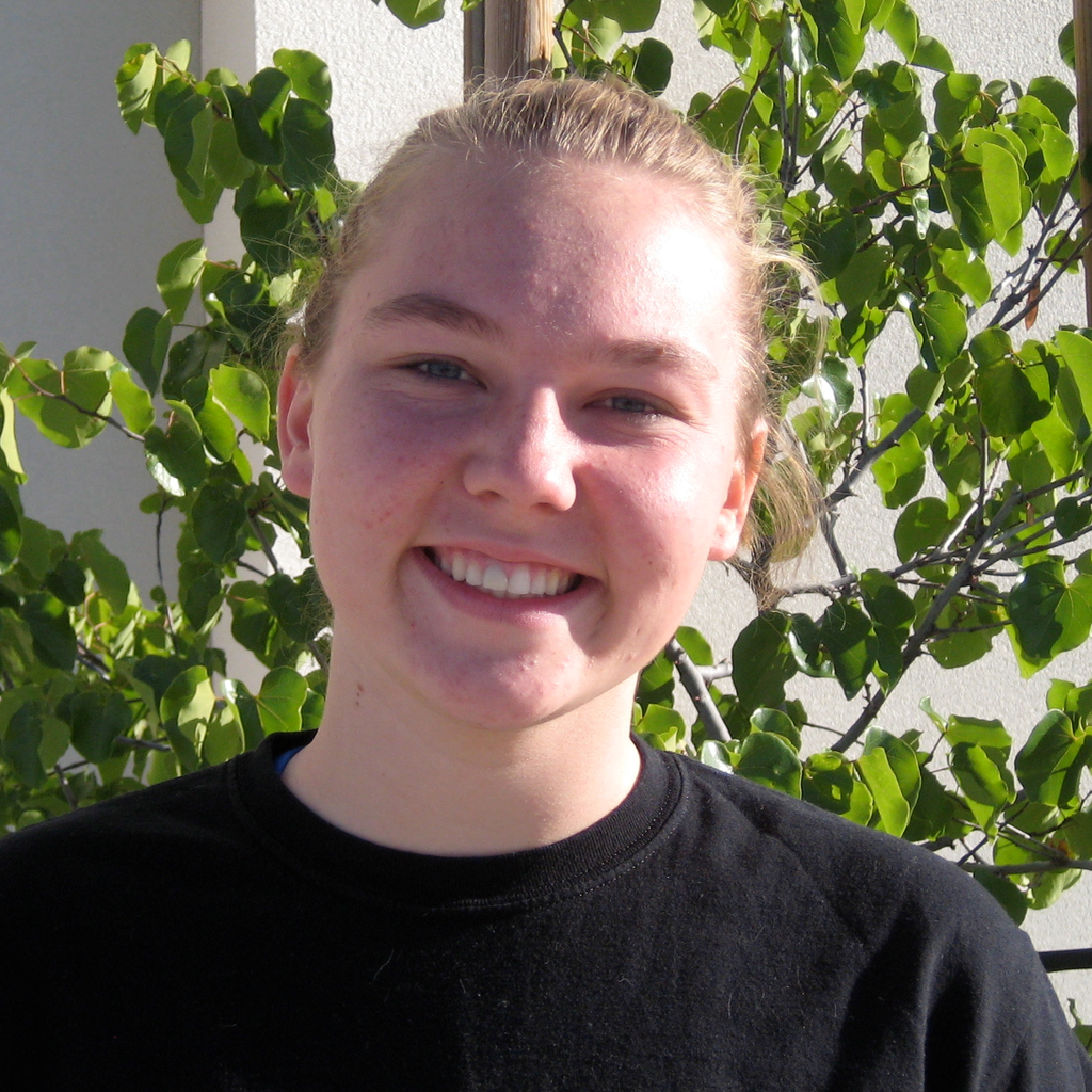 Sarah Graves