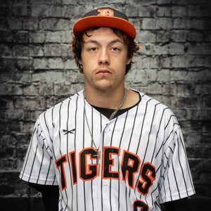 Justin Lopez mugshot