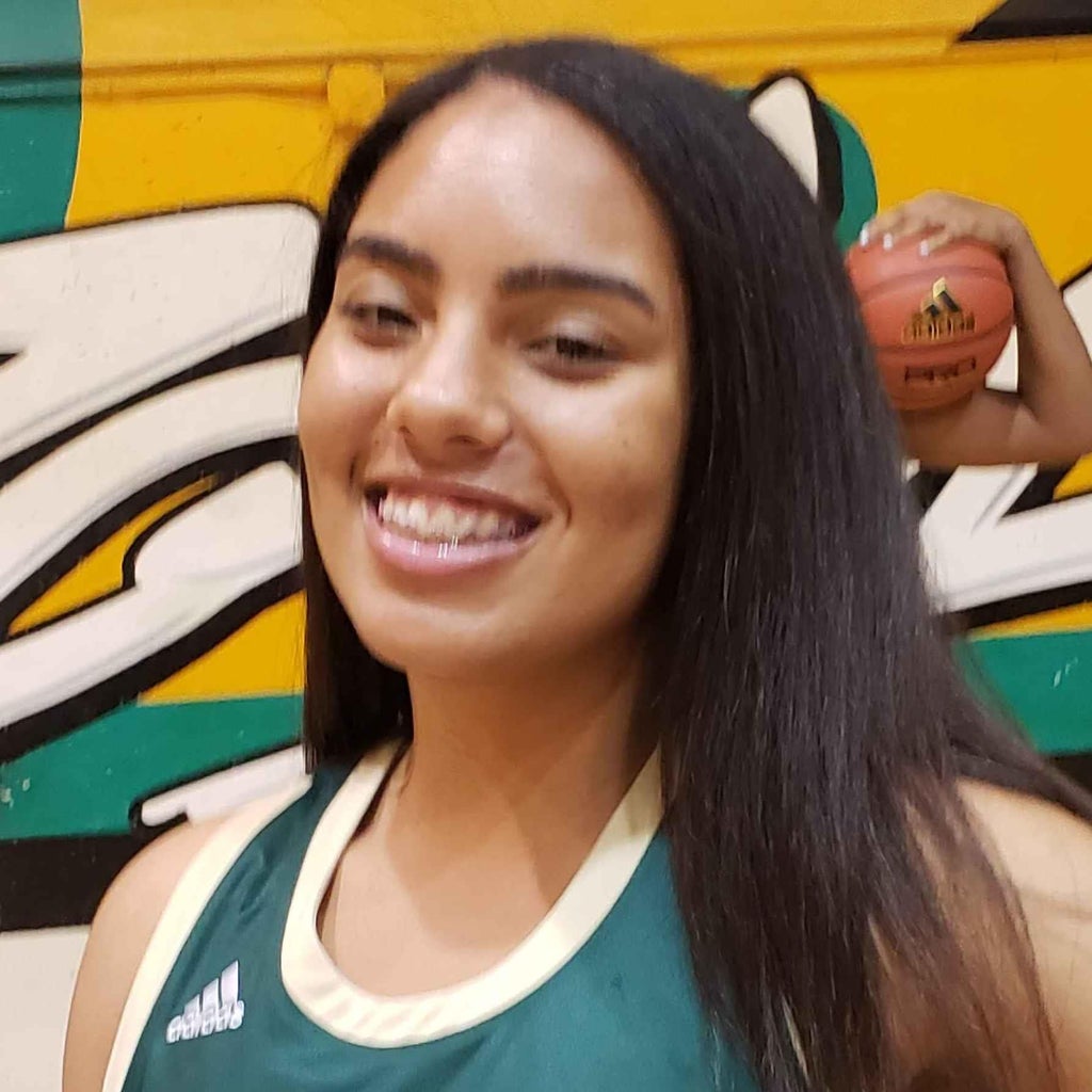 Chloe Buggs