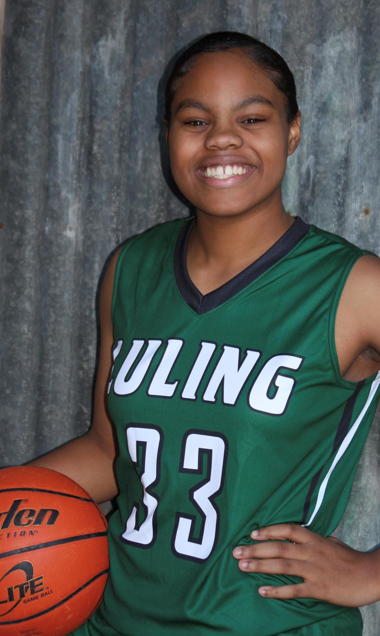 Aja Holmes mugshot