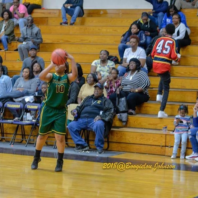 De'Naija  Bryant