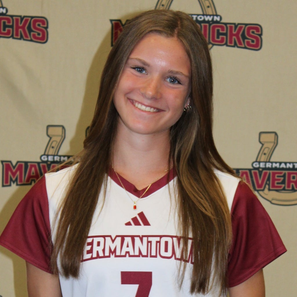 Mackenzie Davis mugshot