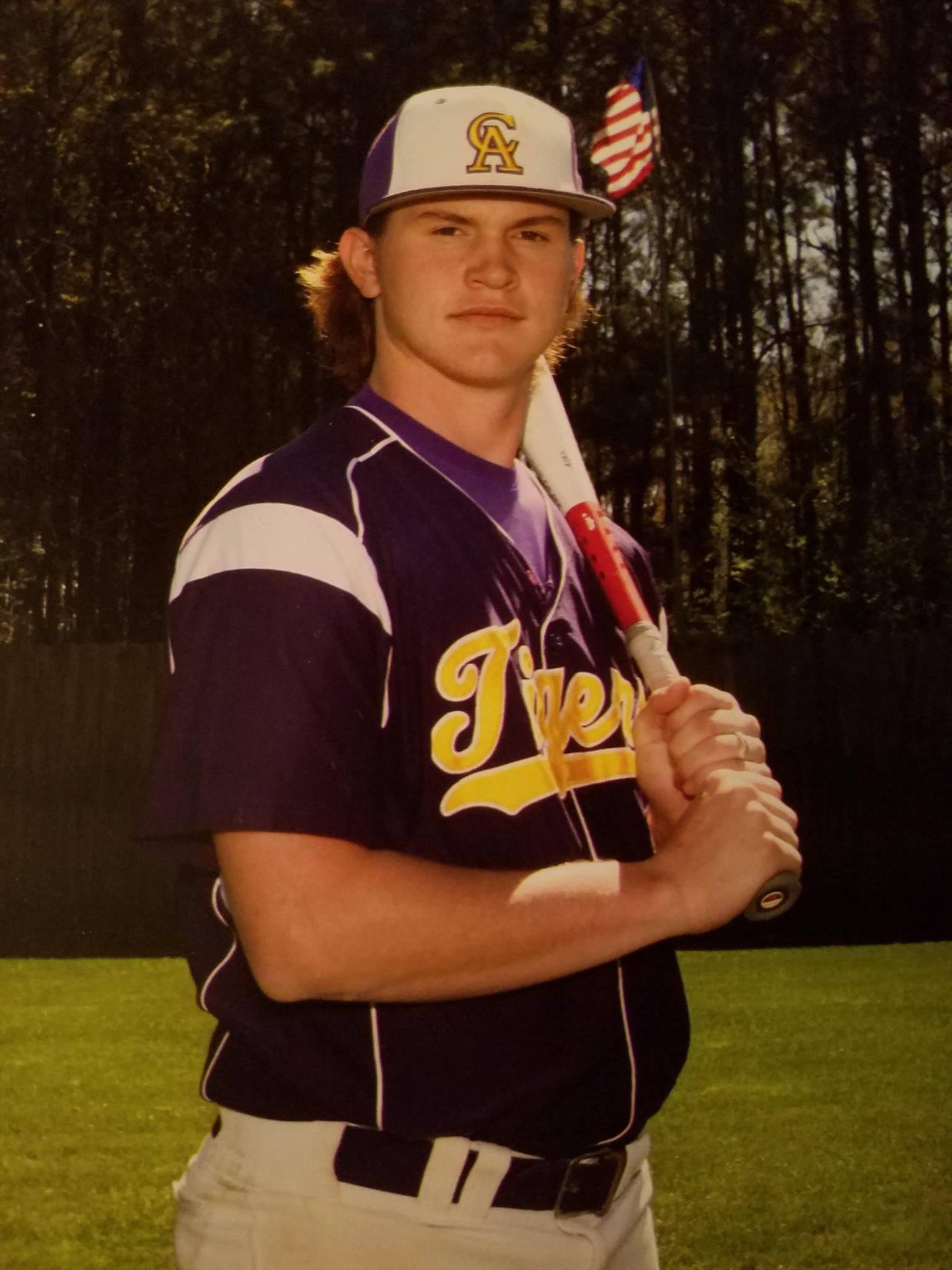 Dustin Roberts