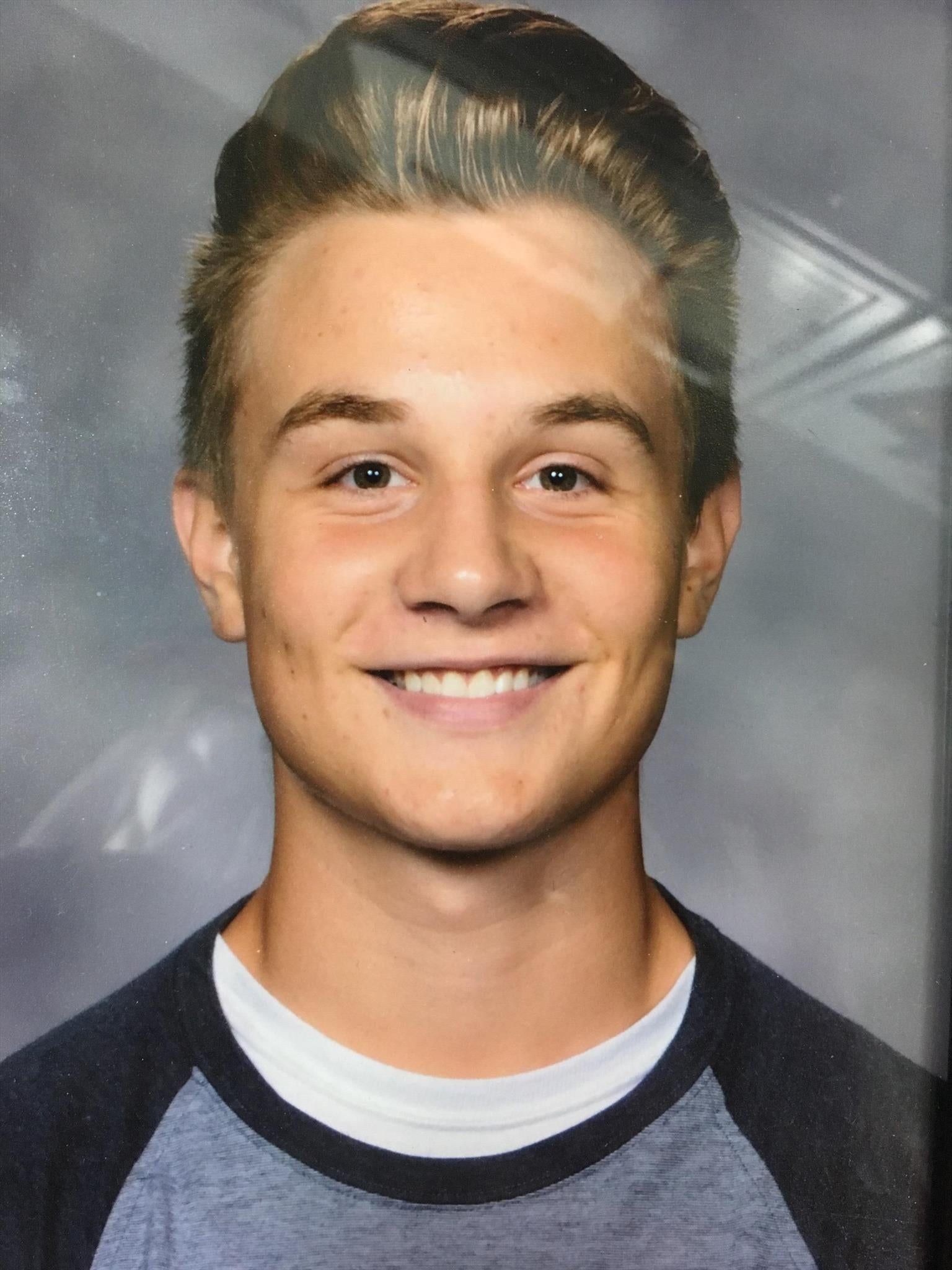 Andrew Simones