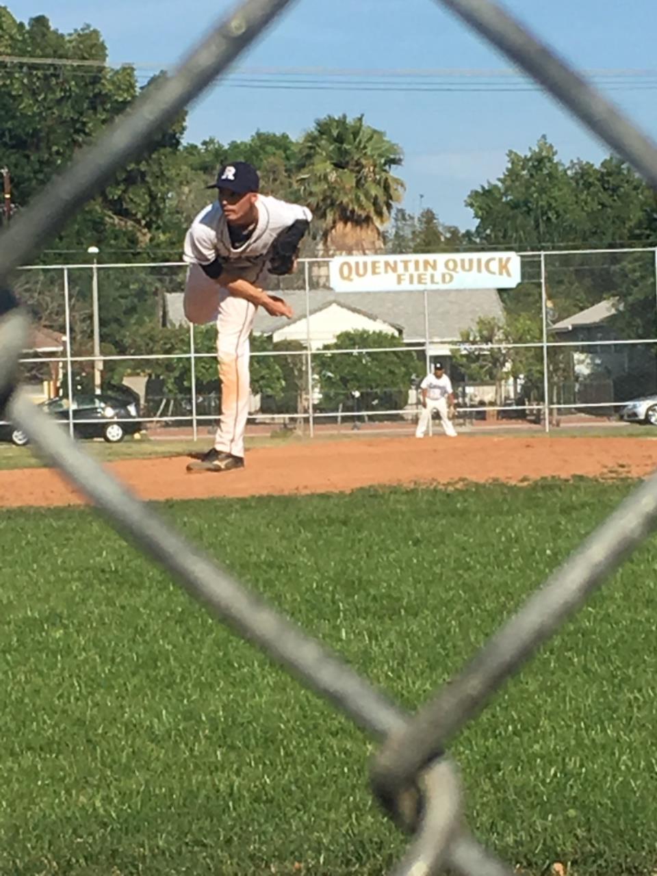 Andrew Contreras