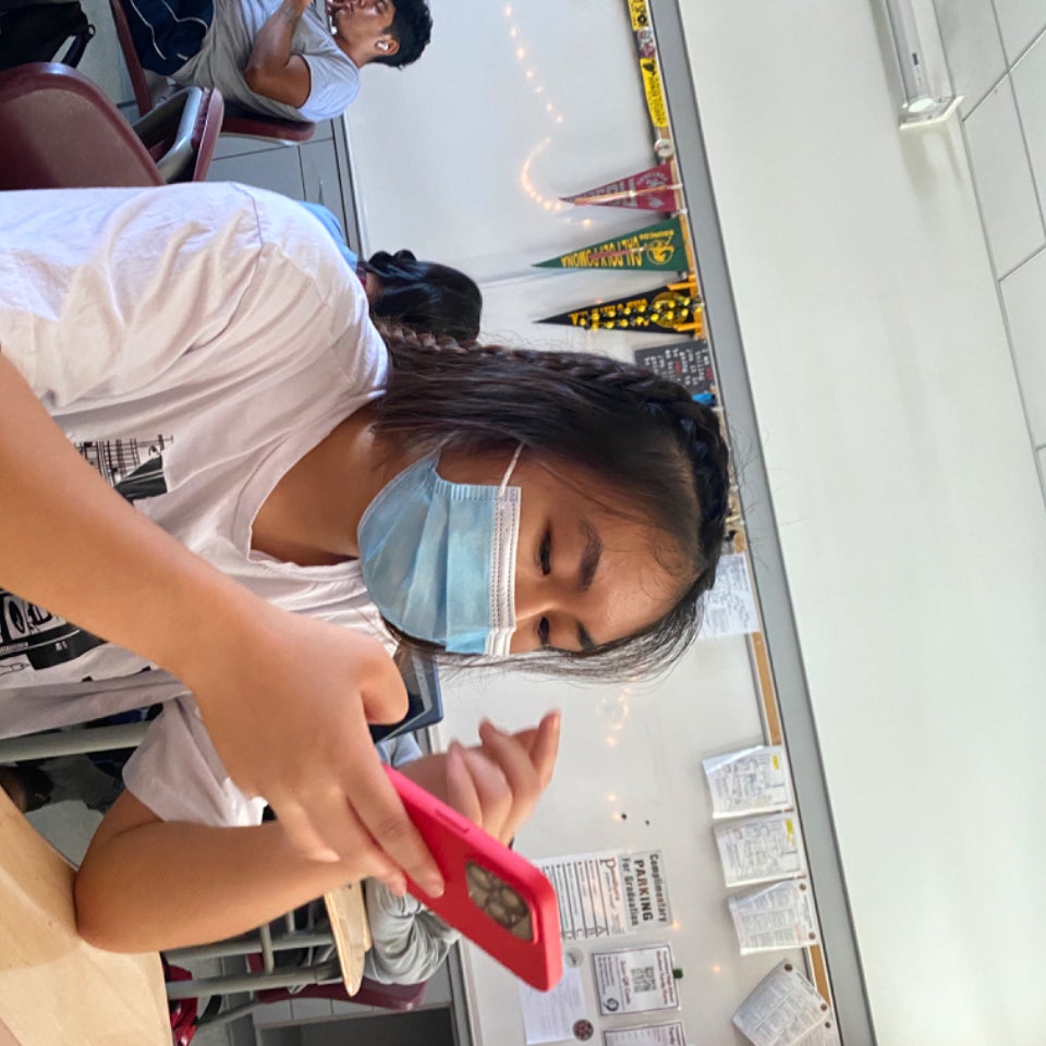 Shelly Fang