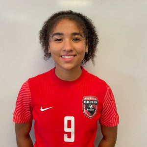 Nia Lawrence