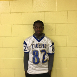 Antonio Akins
