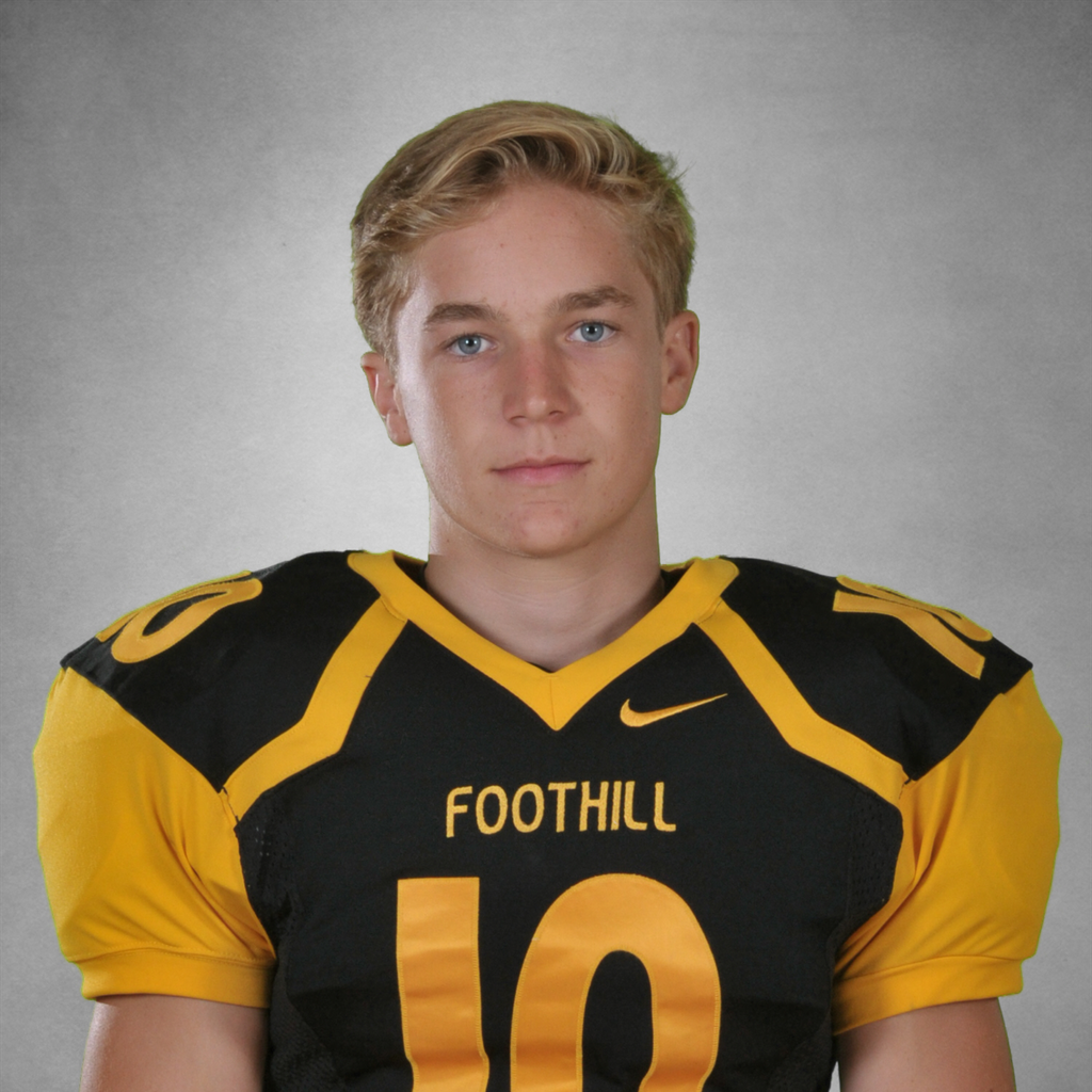 Logan Bak