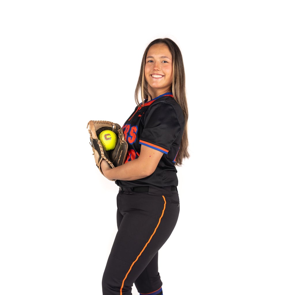 Xiomara Macias