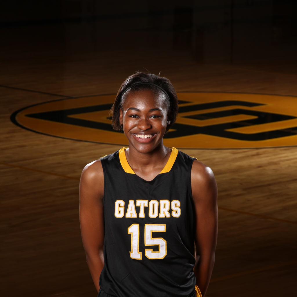 Imari Lowe