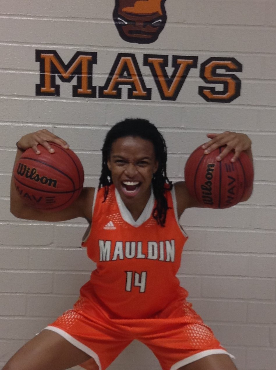 Auriyana Tinch