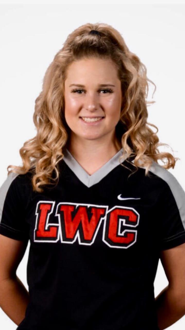 Carly Alvers
