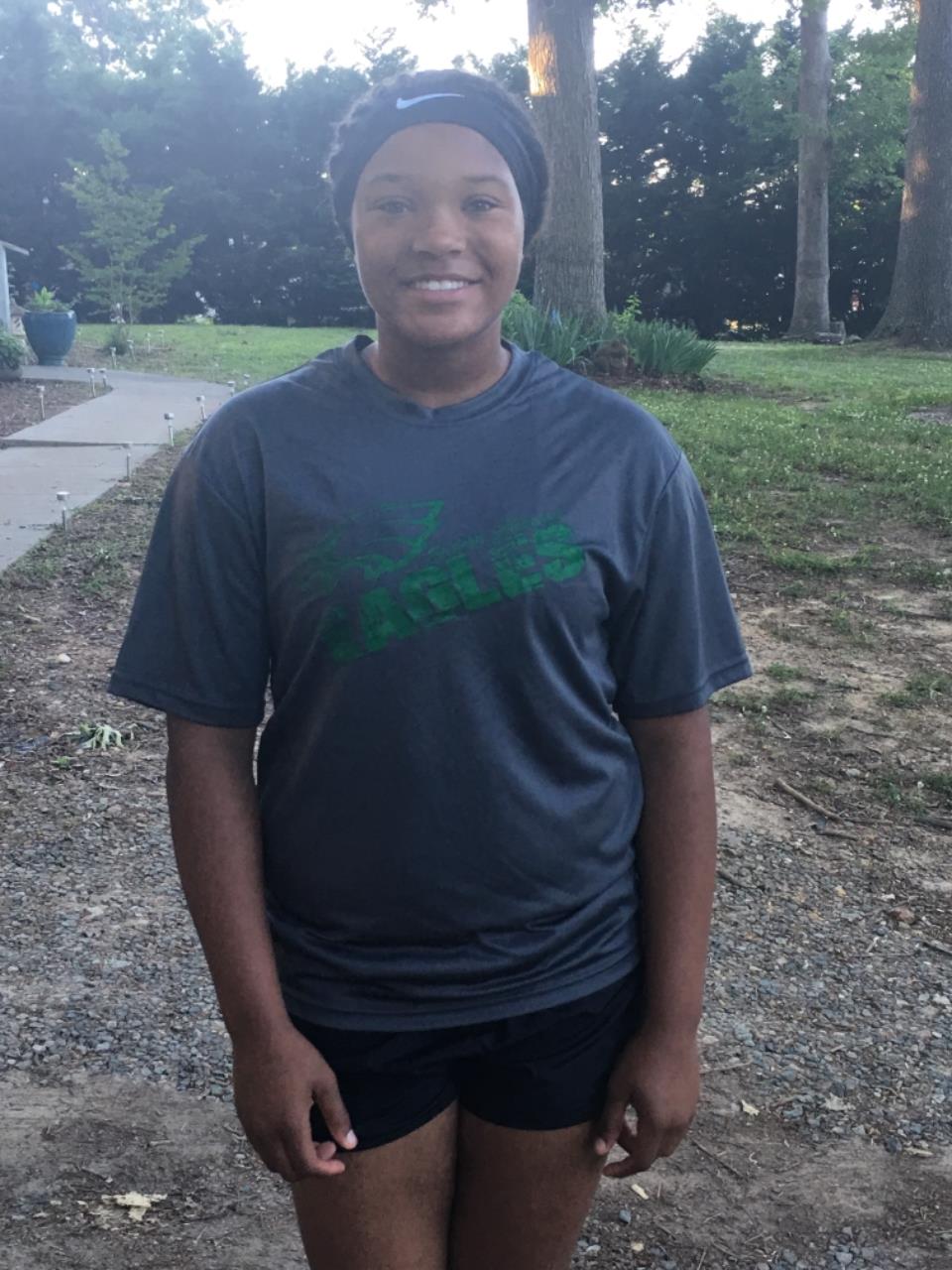 Makiya Graves