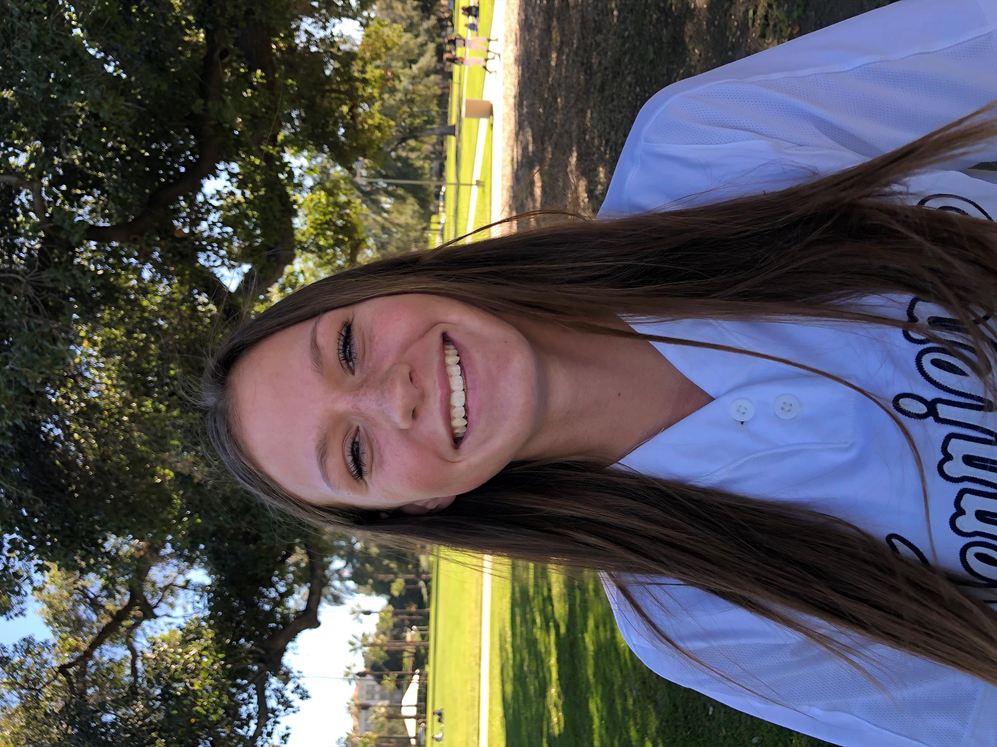 Maya Holshoe