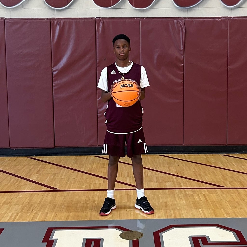 Aluntai Davis mugshot