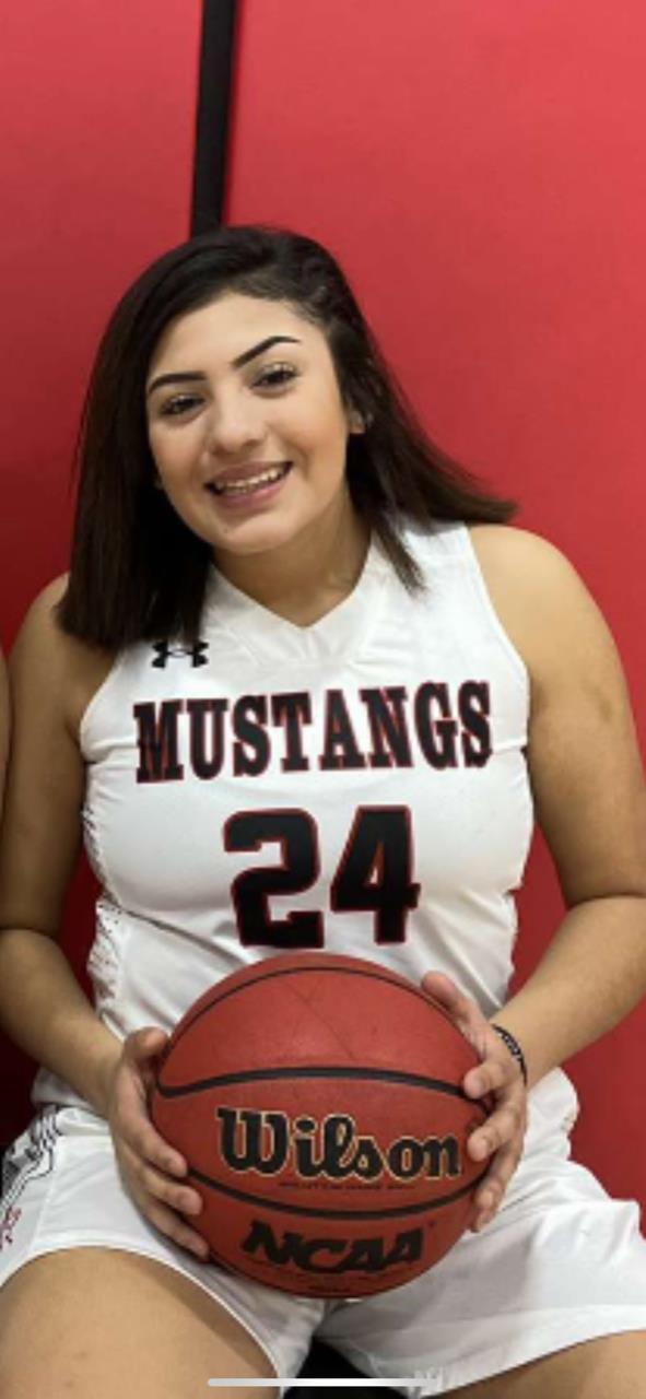 Alayna Godinez