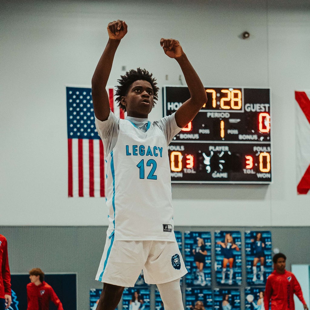 Xavier Calder mugshot