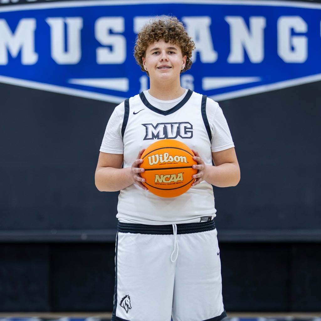 Hunter Bergthold mugshot