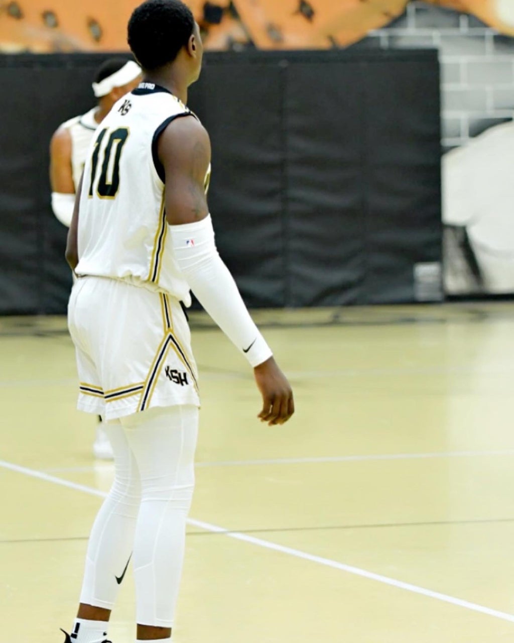 Hakeem Barr