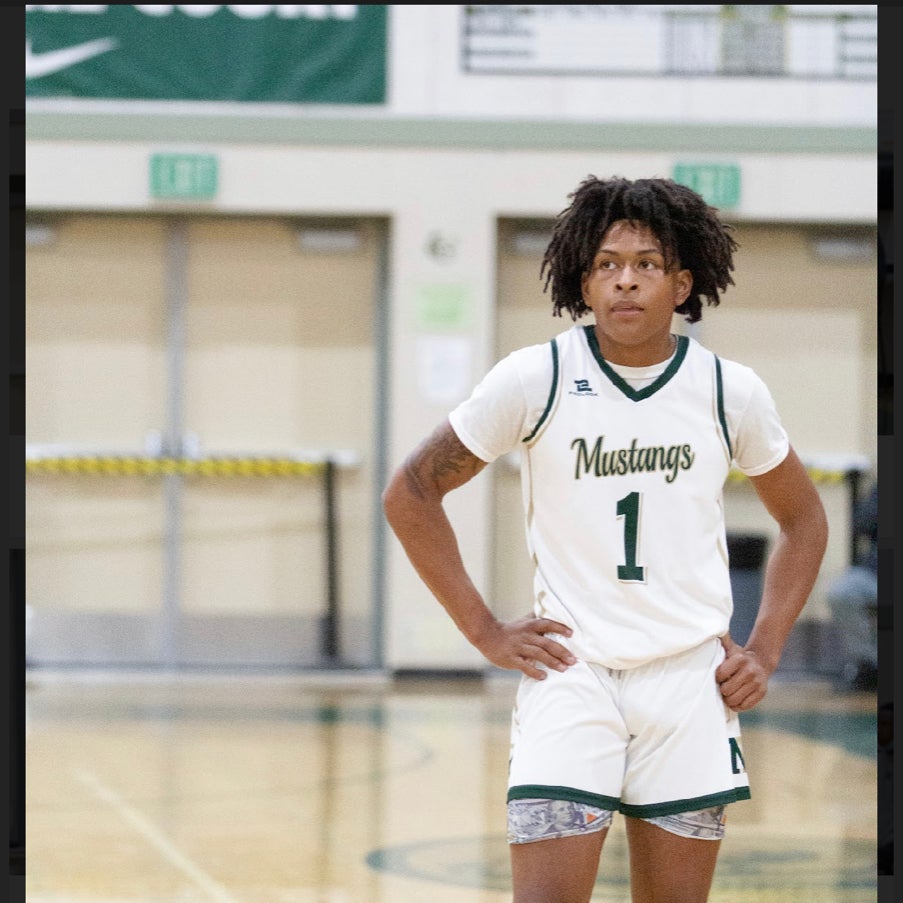 Kam Manning-fuimaono mugshot